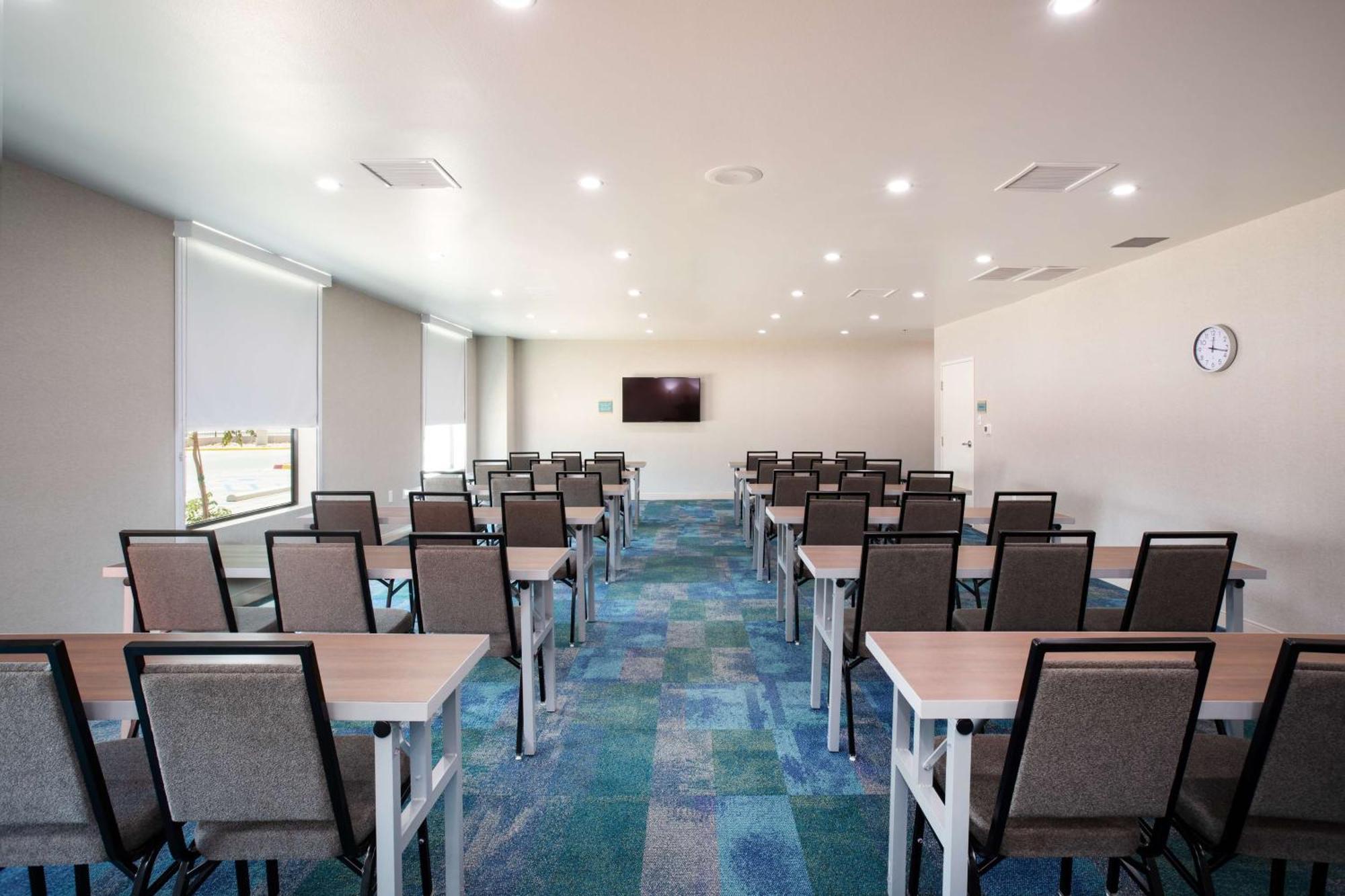 Home2 Suites By Hilton Roswell, Nm Экстерьер фото